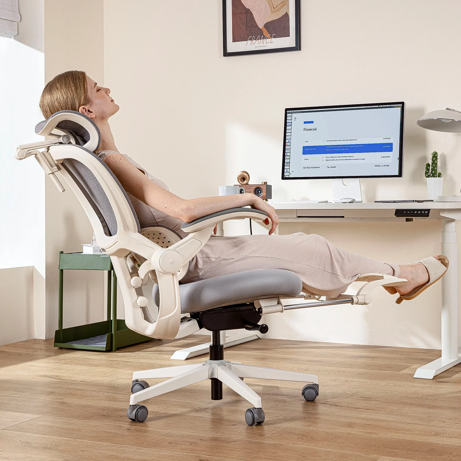 Hinomi Q2 Ergonomic Office Chair with Free Footrest - Image 10